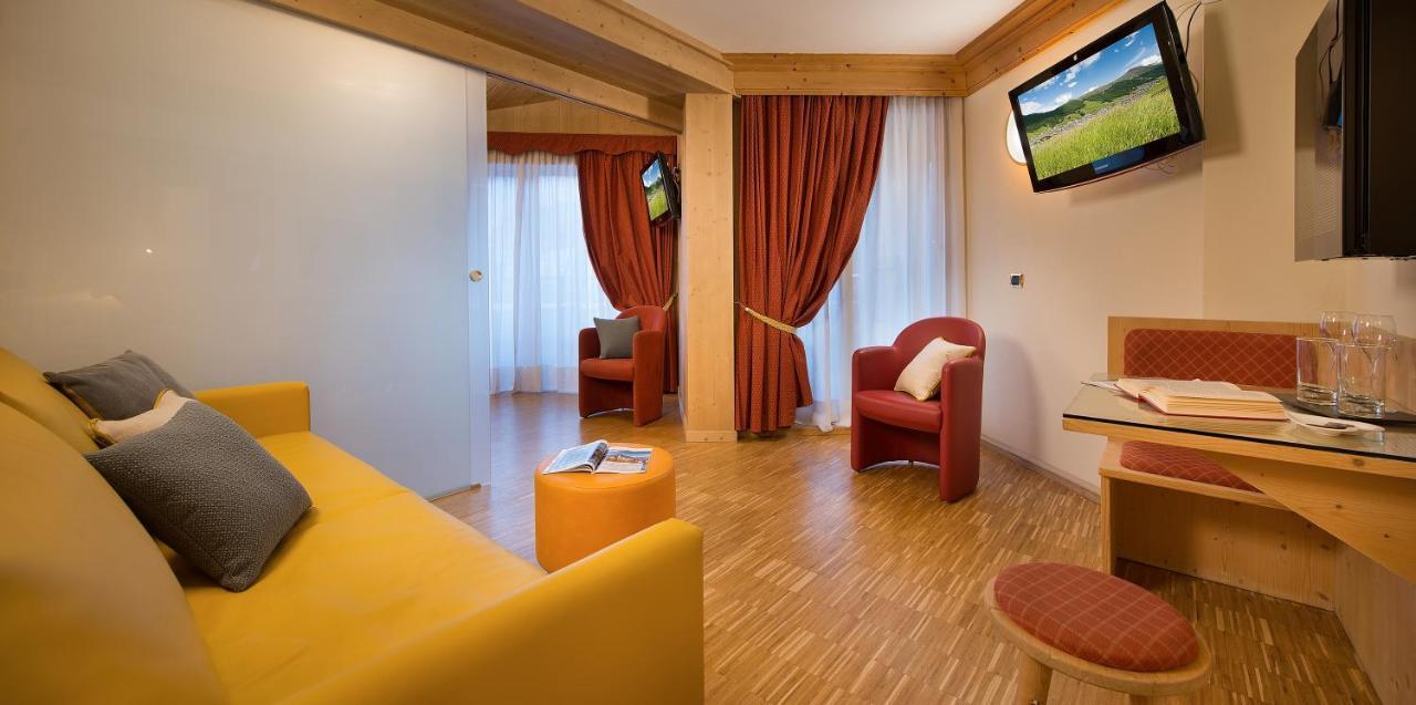 Hotel Baita Montana Livigno Eksteriør bilde