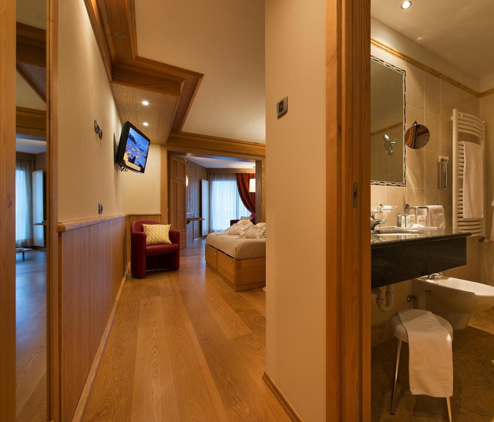 Hotel Baita Montana Livigno Eksteriør bilde