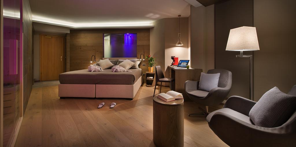 Hotel Baita Montana Livigno Eksteriør bilde
