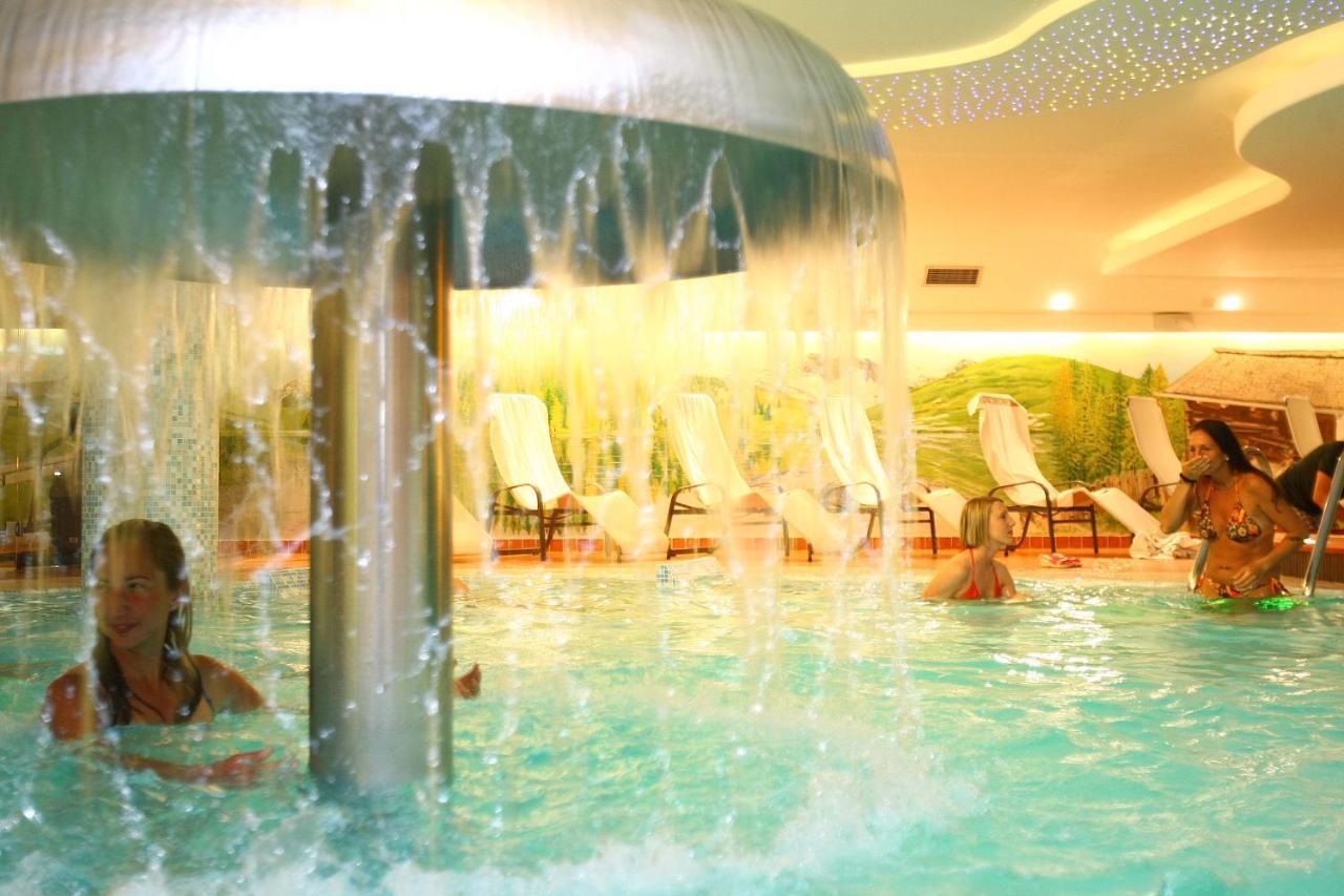 Hotel Baita Montana Livigno Eksteriør bilde